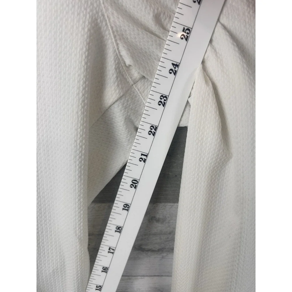 Nike Sphere Dry White Medium Textured Capri Pants White Athletic